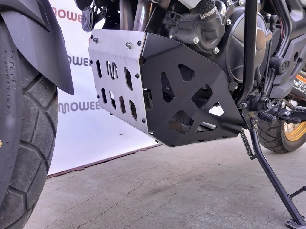 Cubre Carter Aluminio Honda Xl Transalp 750 Moweel Aluminio Con Laterales Negros